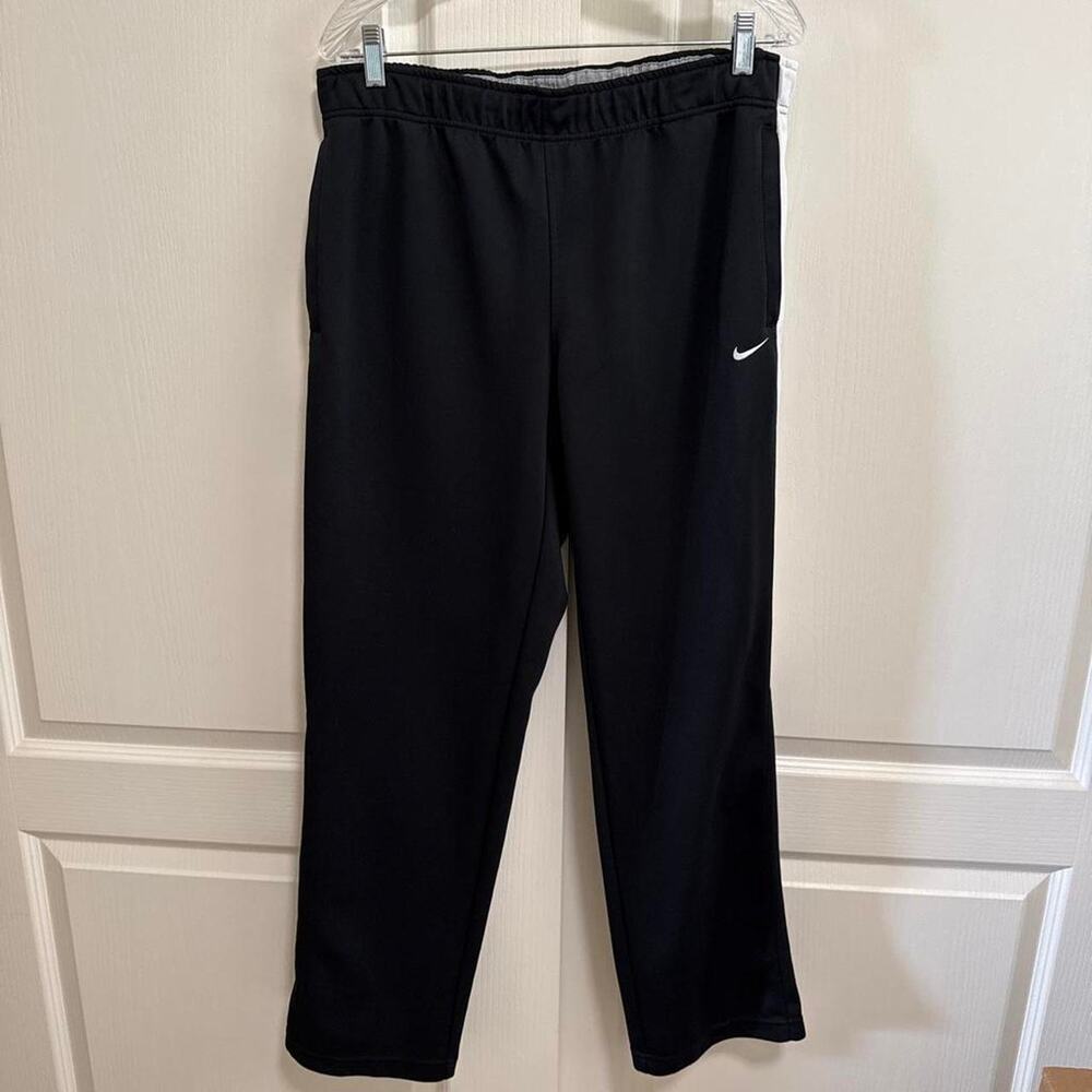 Men's Vintage Black Nike sweatpants size M